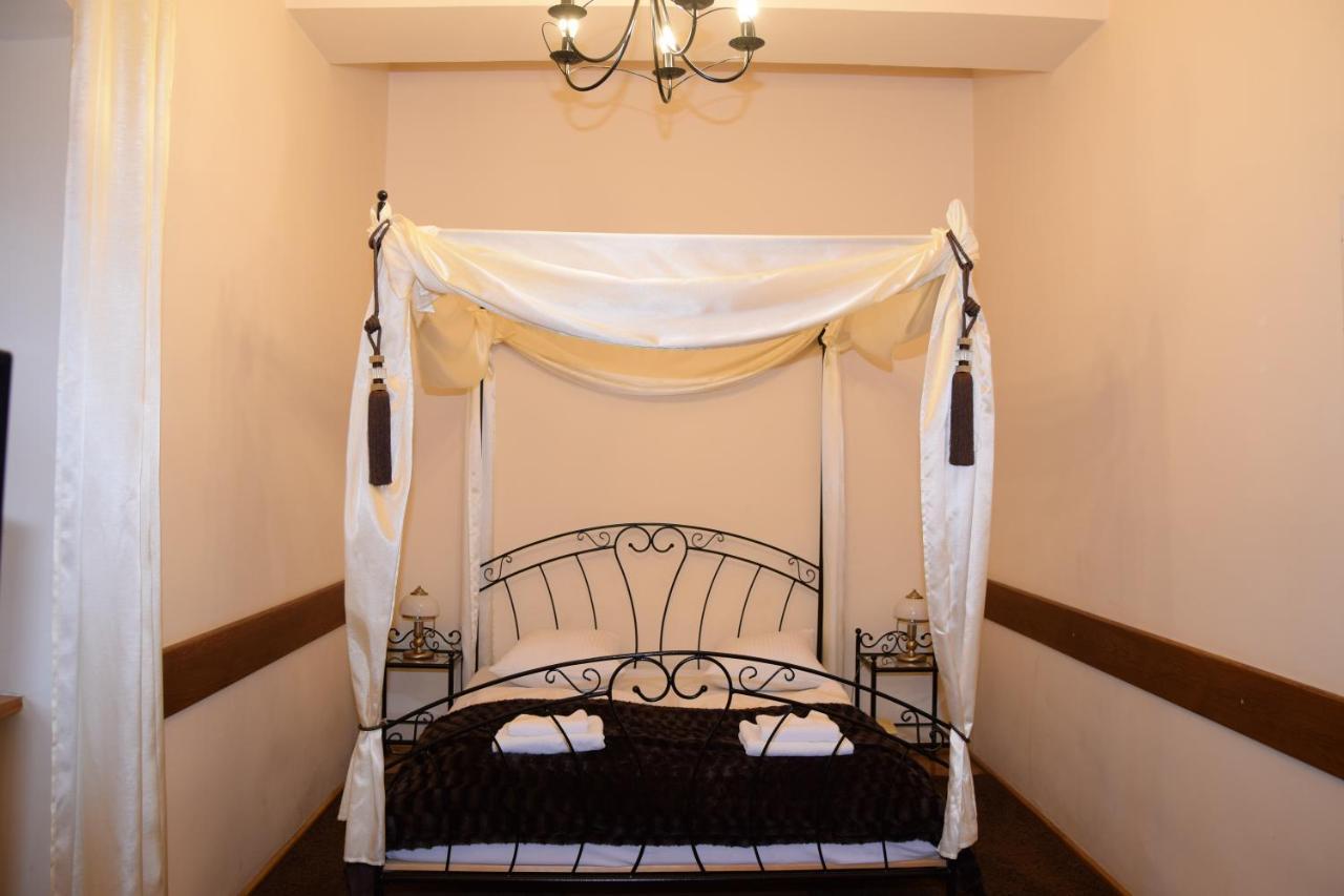 Hotel Zamek Bytow Luaran gambar